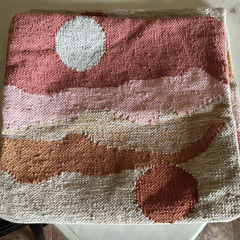 Set of 2 Pillow Covers with zippers.